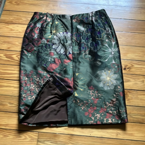 Oscar de la Renta Silk Blend Skirt - Picture 2 of 8